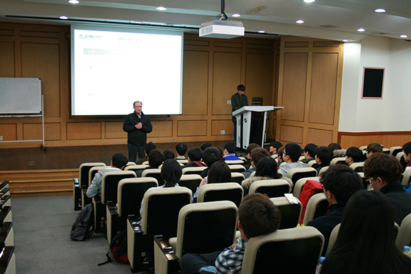 2016 Electrical Engineering Freshman Mentoring Program